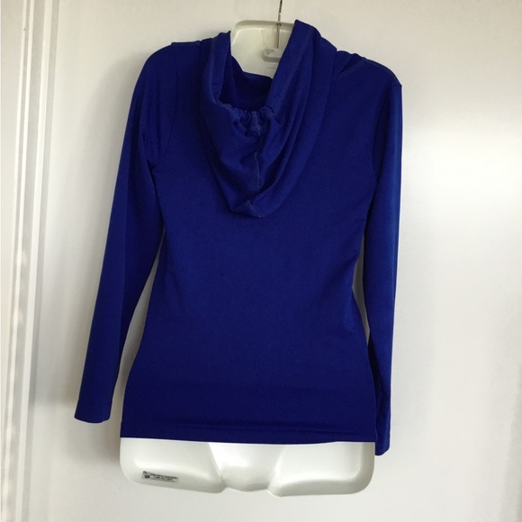 Colorful Black sweatshirt with Hoodie Size Small $25 - Picture 6 of 10